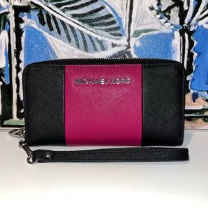 Michael Kors - Pink and Black wallet with wristlet strap